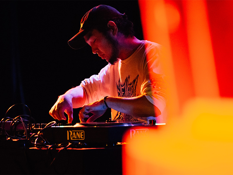 dj sniff